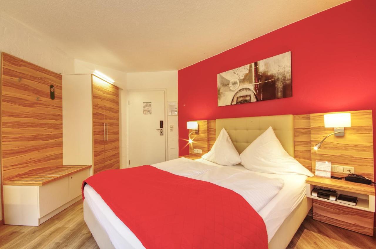 Hotel Jakob Groß-Umstadt Buitenkant foto