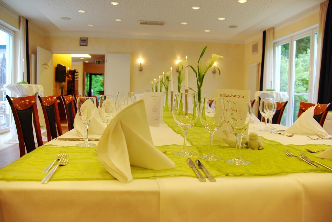 Hotel Jakob Groß-Umstadt Buitenkant foto