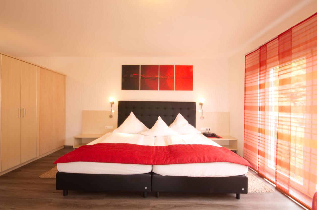 Hotel Jakob Groß-Umstadt Buitenkant foto