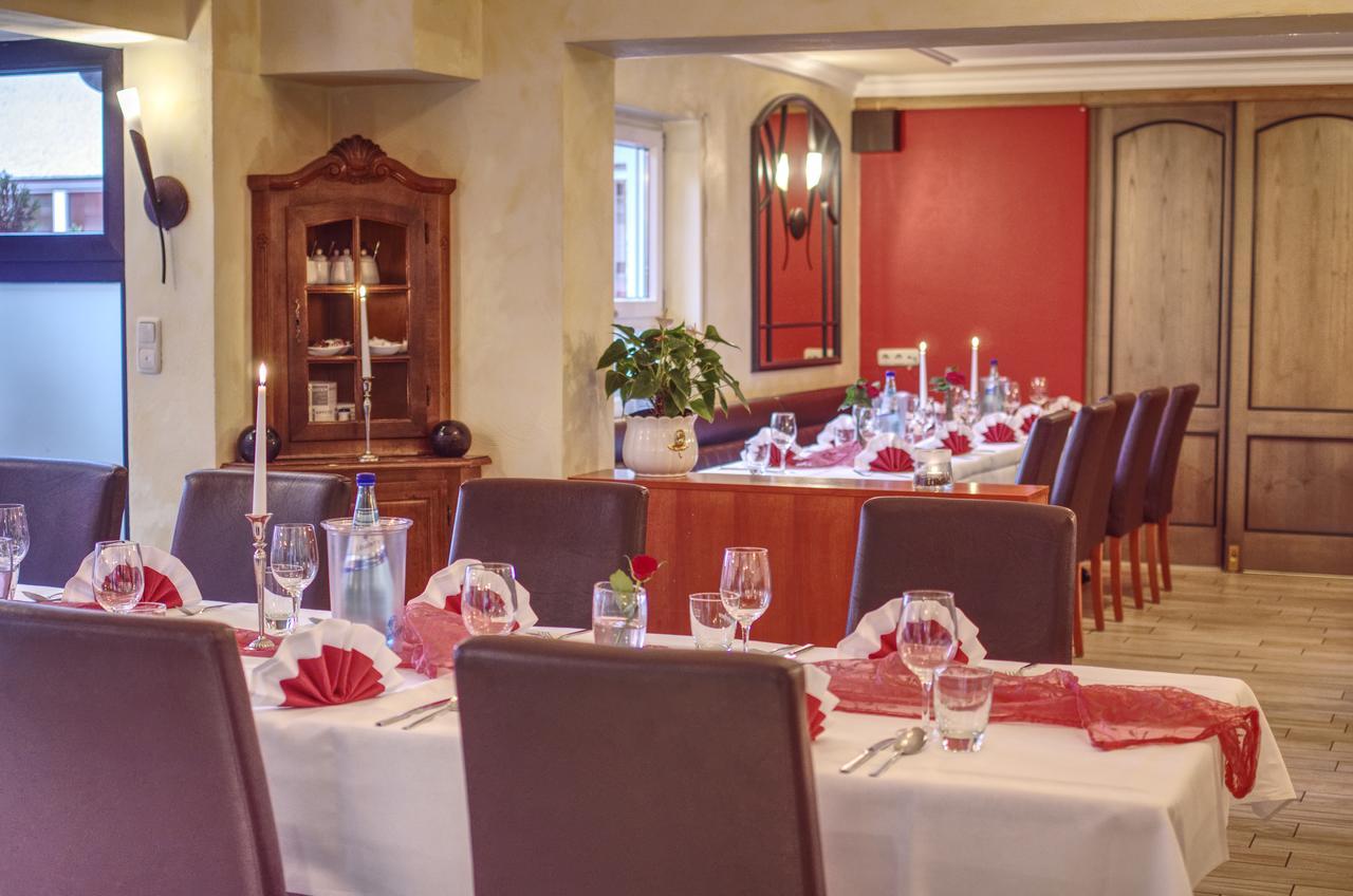 Hotel Jakob Groß-Umstadt Buitenkant foto