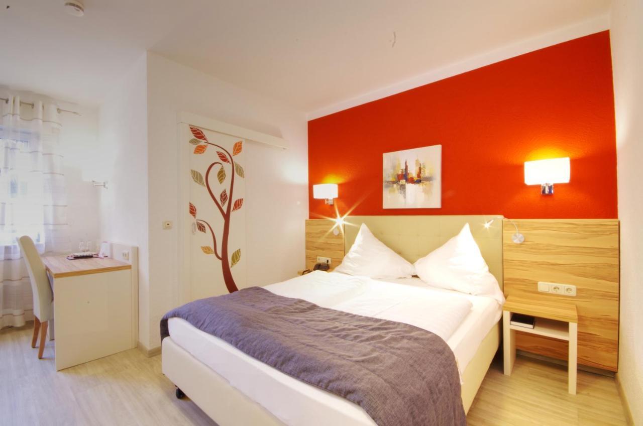 Hotel Jakob Groß-Umstadt Buitenkant foto